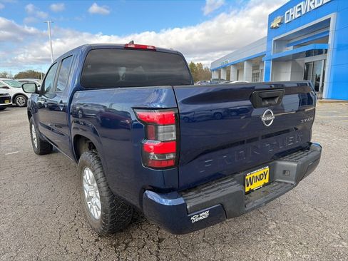 Used 2022 Nissan Frontier SV image 7