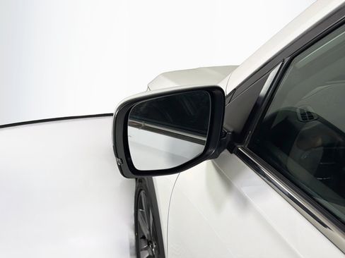 Used 2025 Honda Pilot Touring image 16