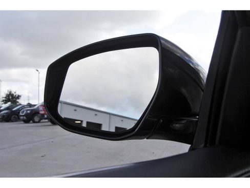 Used 2018 Nissan Maxima 3.5 SV FWD image 10