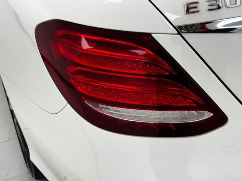 Used 2023 Mercedes-Benz E 350 Sedan image 45