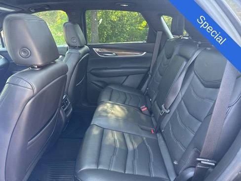 Used 2019 Cadillac XT5 Platinum AWD/4WD image 8