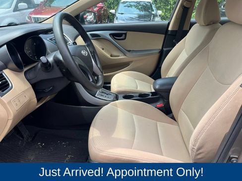 Used 2013 Hyundai Elantra GLS FWD image 10