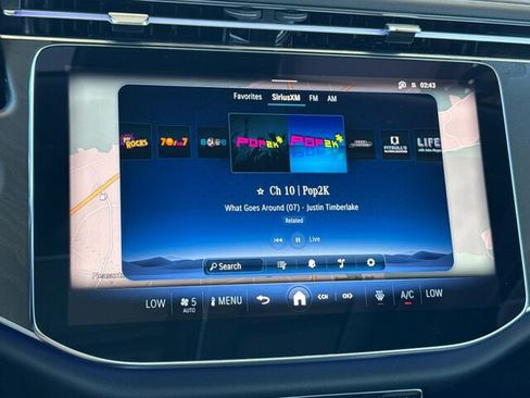 Used 2025 Mercedes-Benz E 350 Sedan image 22