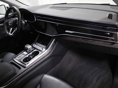 Used 2023 Audi Q8 Premium Plus w/ Premium Plus Package image 6