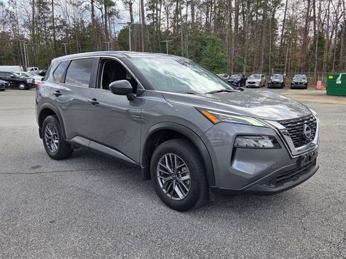 Used 2023 Nissan Rogue S AWD/4WD image 1