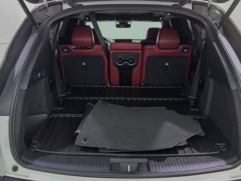 Used 2024 Acura MDX A-Spec image 10