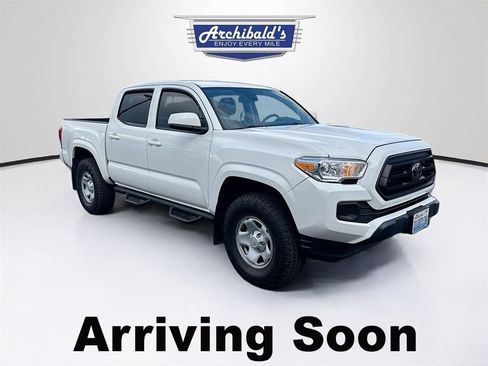 Used 2022 Toyota Tacoma SR AWD/4WD image 1