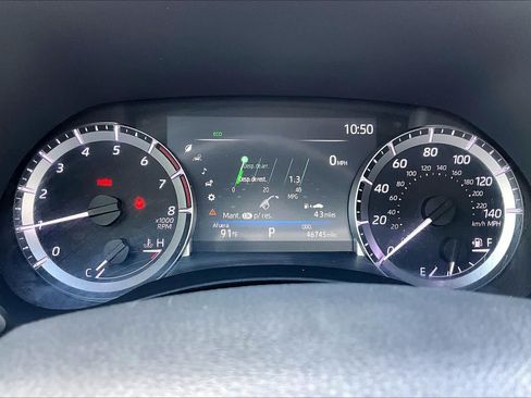 Used 2023 Toyota Highlander L FWD image 24