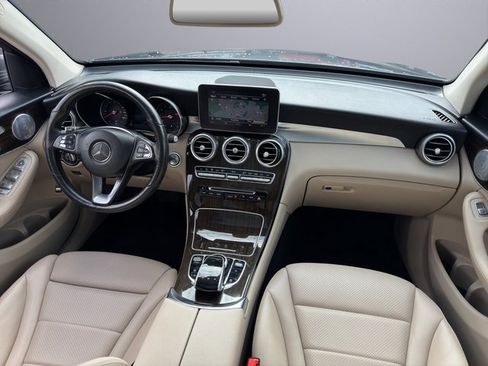 Used 2018 Mercedes-Benz GLC 300 4MATIC image 23