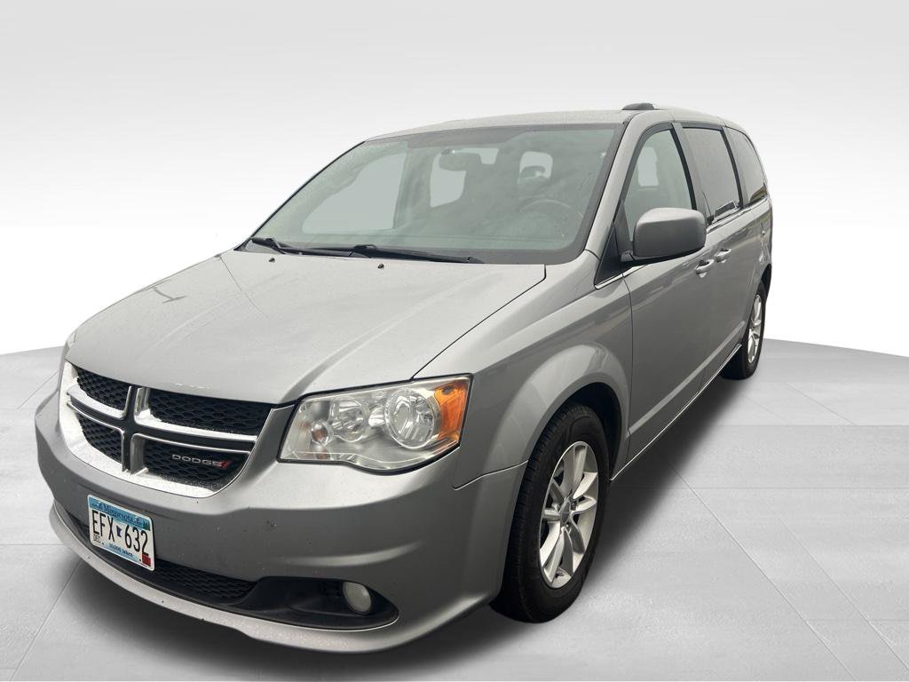 Used 2018 Dodge Grand Caravan SXT FWD image 2