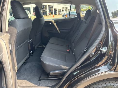 Used 2016 Toyota RAV4 XLE w/ Convenience Package FWD image 15