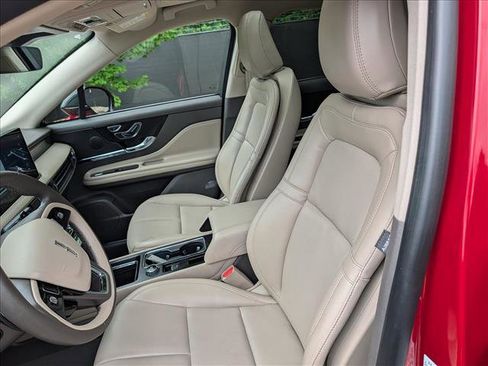 Certified 2023 Lincoln Corsair AWD w/ Equipment Group 101A image 28
