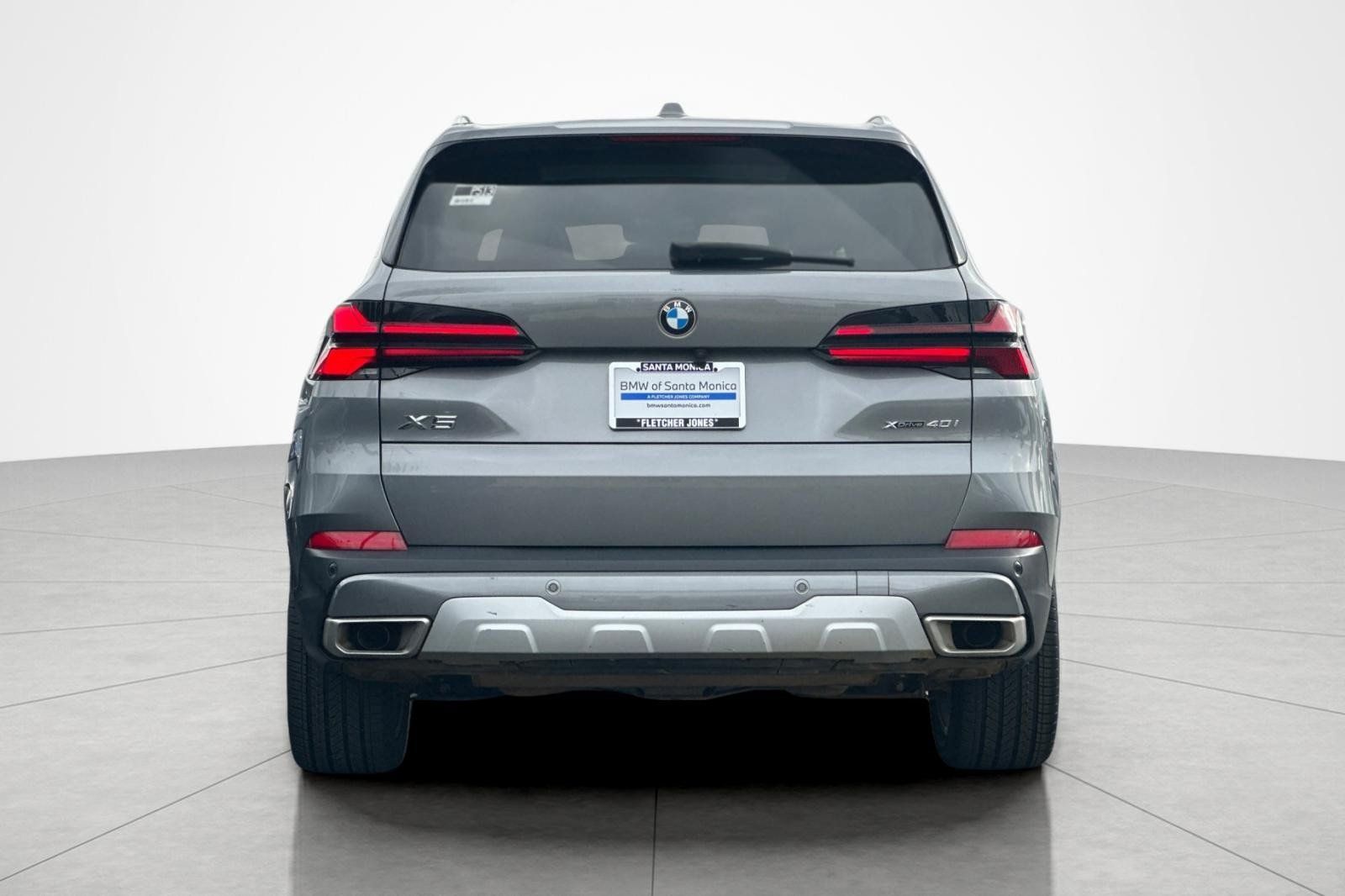 Used 2024 BMW X5 xDrive40i AWD/4WD image 4