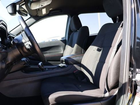 Used 2023 Dodge Durango GT image 9
