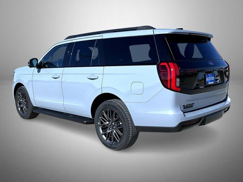 New 2026 Ford Expedition Platinum w/ Stealth Appearance Package image 7
