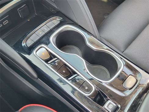 Used 2023 Buick Envision Essence w/ Sport Touring Package image 21