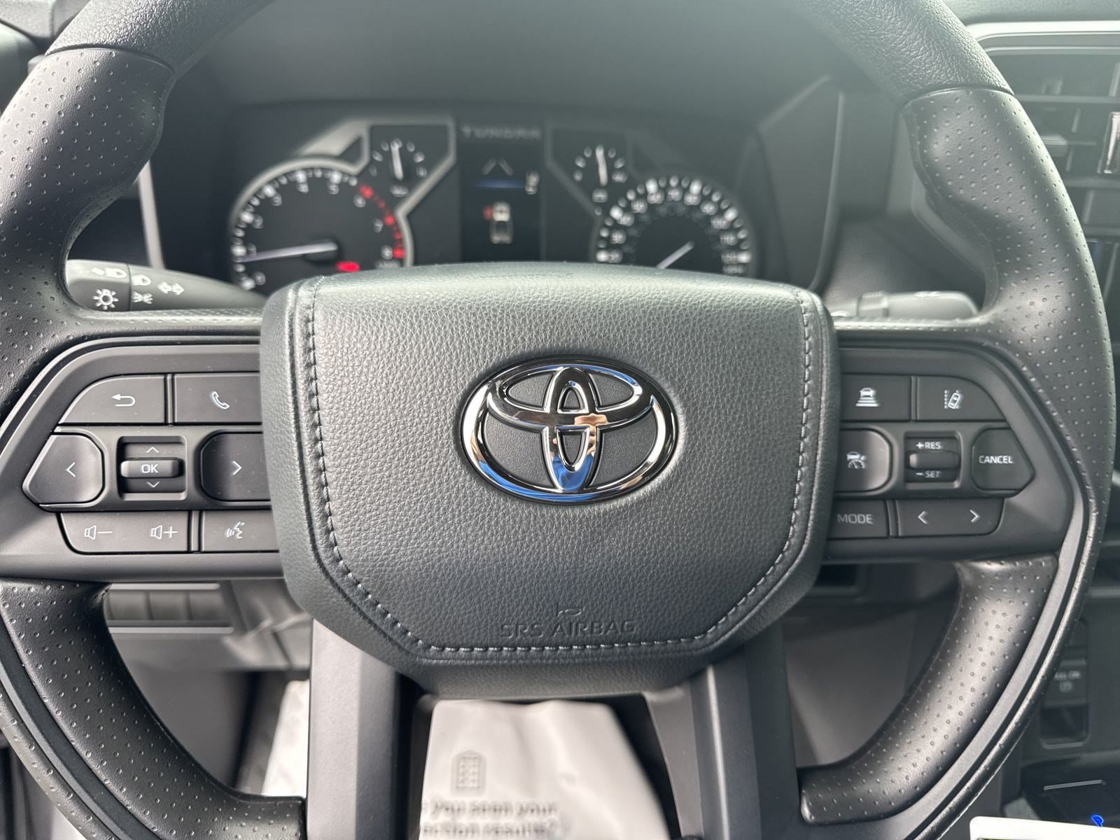 New 2025 Toyota Tundra SR w/ SR Tow Package AWD/4WD image 17
