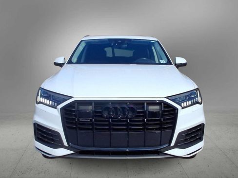 Used 2023 Audi Q7 3.0T Premium Plus w/ Premium Plus Package AWD/4WD image 3
