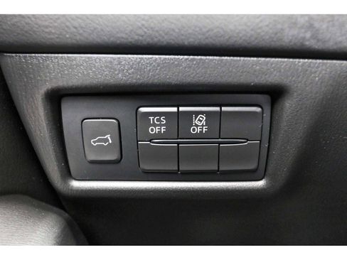 Used 2019 MAZDA CX-5 Touring FWD image 19