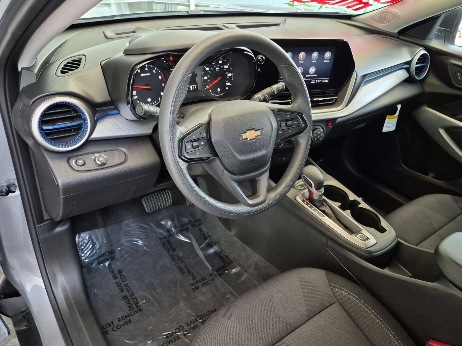 Used 2026 Chevrolet Trax LS FWD image 12
