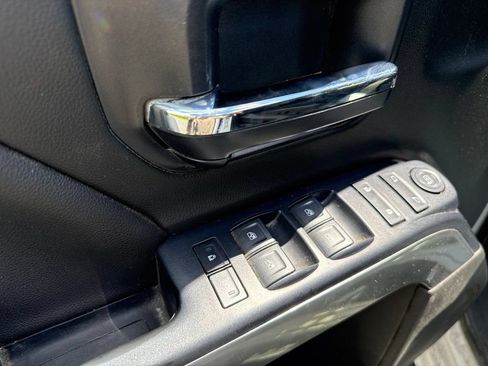 Used 2018 Chevrolet Silverado 1500 LT w/ All Star Edition AWD/4WD image 23