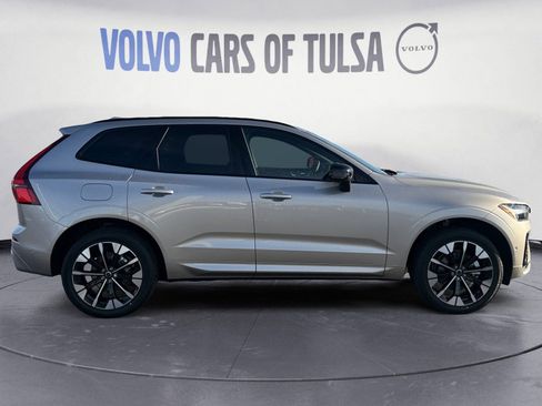 New 2026 Volvo XC60 B5 Plus w/ Protection Package Premier image 6