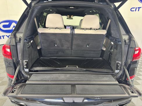Used 2020 BMW X7 M50i AWD/4WD image 36