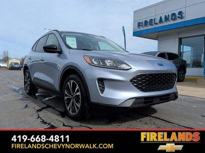 Used 2022 Ford Escape SE w/ SE Sport Appearance Package