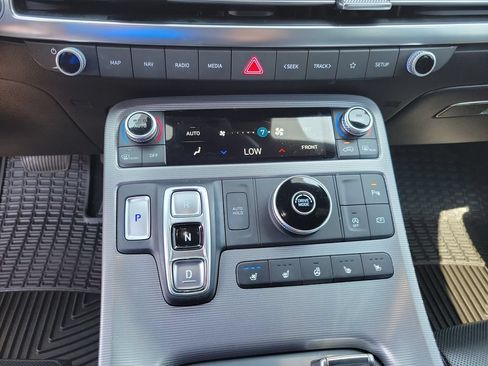 Used 2024 Hyundai Palisade Calligraphy FWD image 36