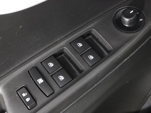 Used 2018 Chevrolet Spark LT image 20