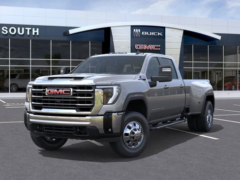 New 2026 GMC Sierra 3500 SLE w/ Preferred Package image 38