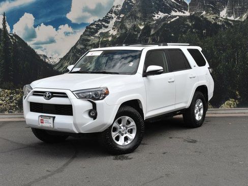 Certified 2024 Toyota 4Runner SR5 Premium w/ Moonroof Package AWD/4WD image 6