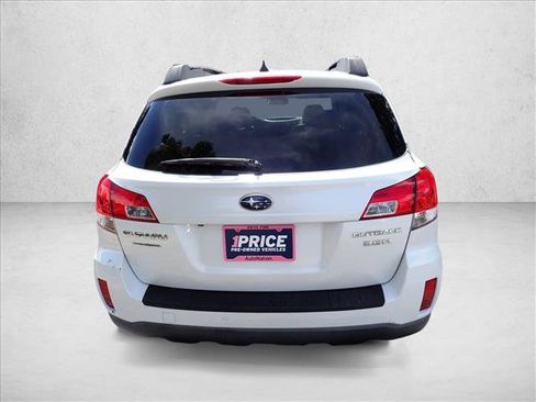 Used 2012 Subaru Outback 3.6R Limited w/ Moonroof Pkg AWD/4WD image 3