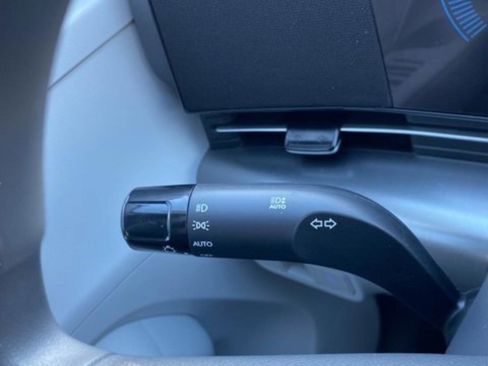 New 2026 Hyundai Kona SE FWD image 18