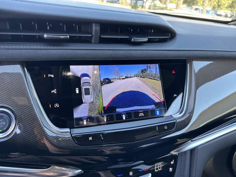 New 2025 Cadillac XT6 Premium Luxury w/ Platinum Package FWD image 31