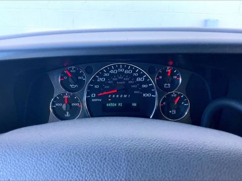 Used 2020 Chevrolet Express 3500 LT w/ LT Preferred Equipment Group image 18