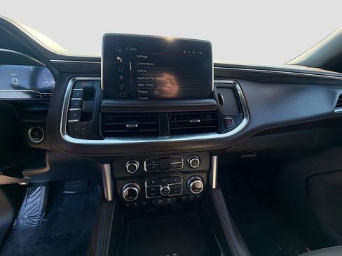 Used 2024 GMC Yukon SLT image 28