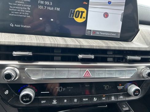 Used 2025 Kia Telluride EX w/ EX Captain's Chair Package AWD/4WD image 26
