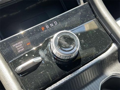 New 2025 Jeep Grand Cherokee Limited w/ Luxury Tech Group II image 31