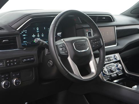 Used 2023 GMC Yukon Denali image 27