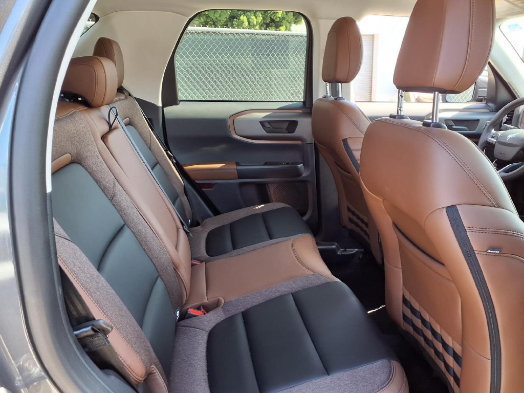 Used 2026 Ford Bronco Sport Outer Banks AWD/4WD image 27