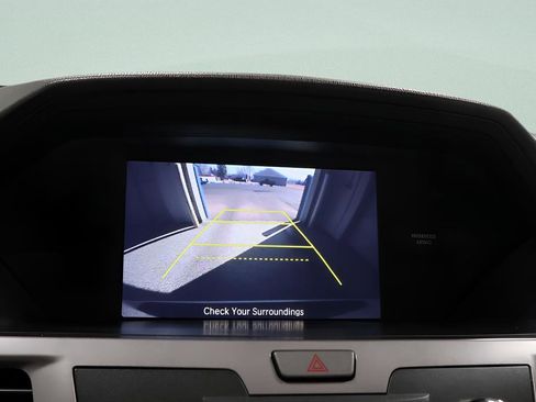 Used 2017 Honda Odyssey SE image 13