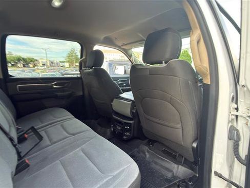 Used 2019 RAM 1500 Big Horn AWD/4WD image 18