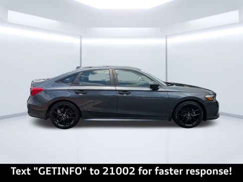 Used 2024 Honda Civic Sport image 2