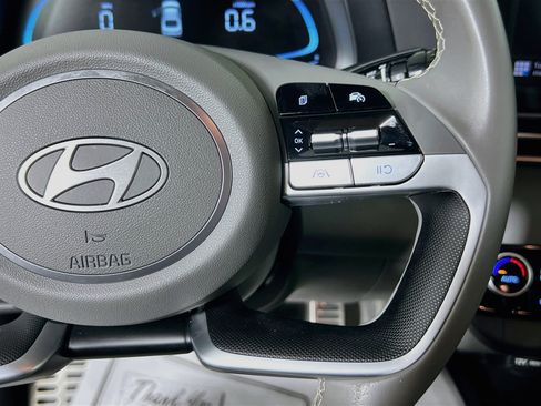 Used 2025 Hyundai Elantra Sport FWD image 19