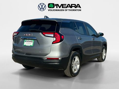 Used 2024 GMC Terrain SLE image 5