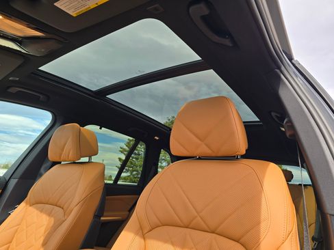 New 2026 BMW X5 xDrive50e w/ M Sport Package image 60