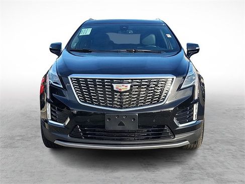 Certified 2025 Cadillac XT5 Premium Luxury image 2