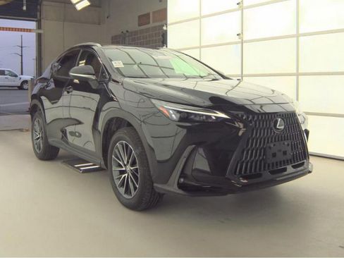 Used 2024 Lexus NX 350 AWD image 4