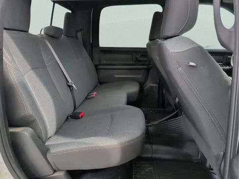 Used 2022 RAM 3500 Tradesman image 33